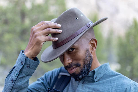 Men s Rain Hats Sunday Afternoons Canada